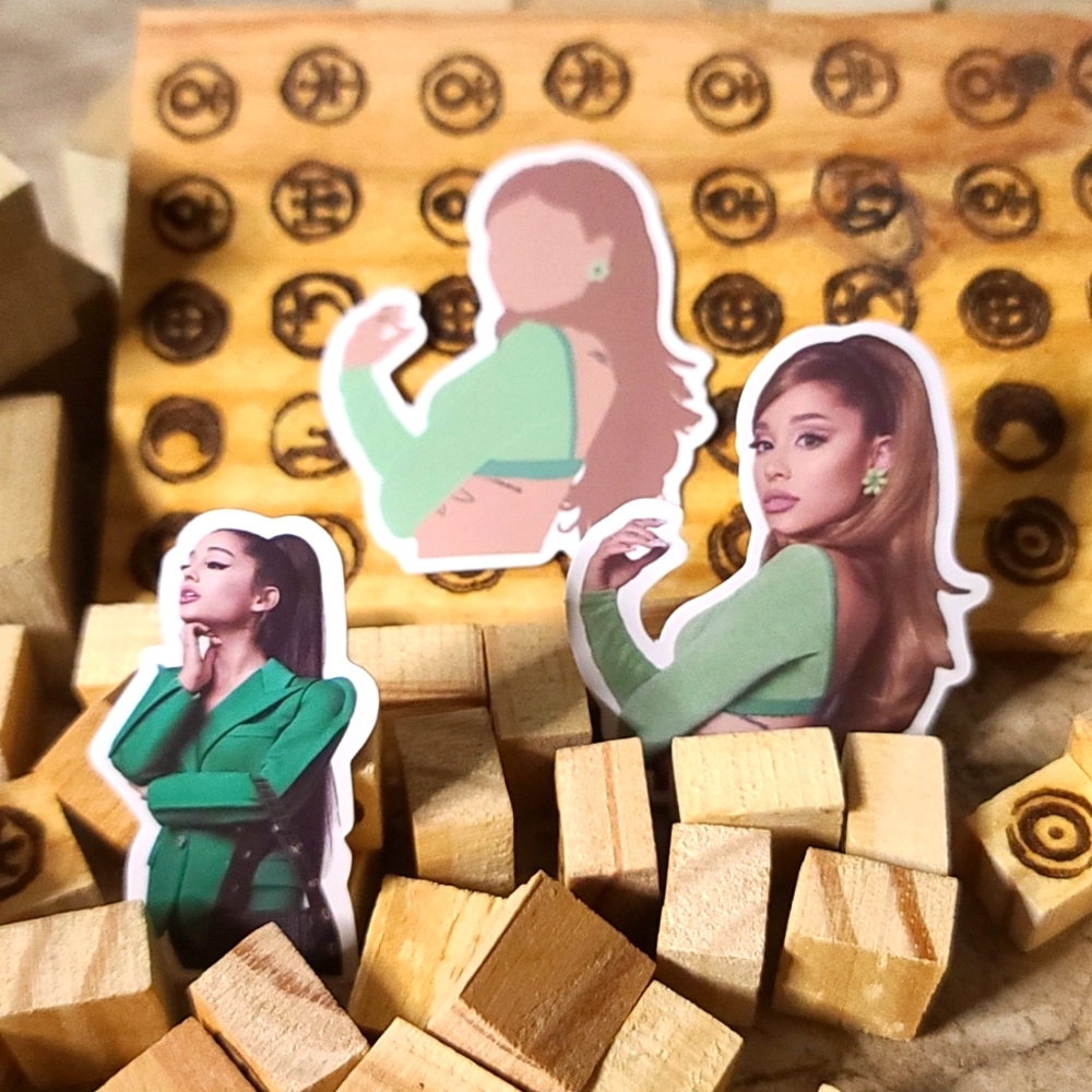 Ariana Grande Stickers